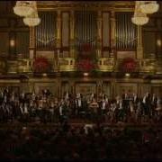 Budapest Philharmonic Orchestra Hungarian Dance No 5