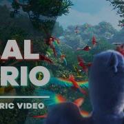 Real In Rio Энн Хэтэуэй