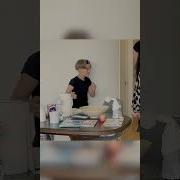 Мама Орет На Сына