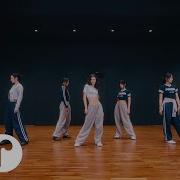 New Jeans Dance Practice