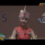 Lensa 44 Aditv Fun English Club 2015