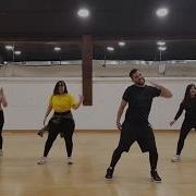 Mala Mia Baile Maluma