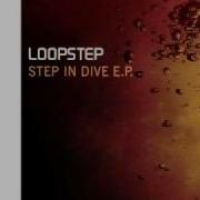 Loopstep Step In Dive