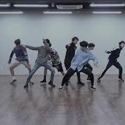 Bts Fake Love Dance Practice But Everytime Taehyung Makes A Face It