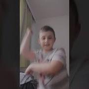 Поющий Наггетс
