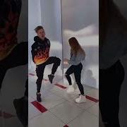 Голые Милфы Молоденькие Голые Школьницы