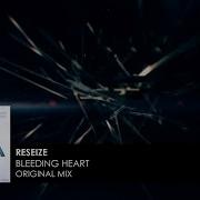 Reseize Bleeding Heart Mix Cut