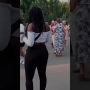 Рос Тюльпан В Одном Саду