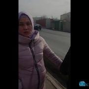 Бишкекте Көчөдөгү Арыктын Ичине Таштанды Таштап Басып Кеткен Үй Бүлөнү Тартып Алышкан