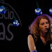 Alina Orlova Углем Наметил На Левом Боку А Ахматова