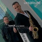 Tomx Sax Is Around